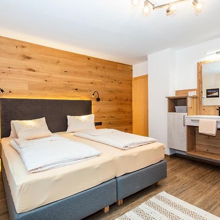 Hoelzl Bed & Breakfast Neukirchen am Großvenediger Exteriér fotografie