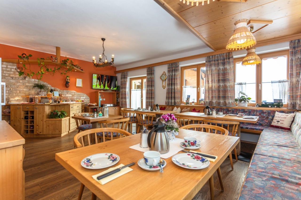Hoelzl Bed & Breakfast Neukirchen am Großvenediger Exteriér fotografie