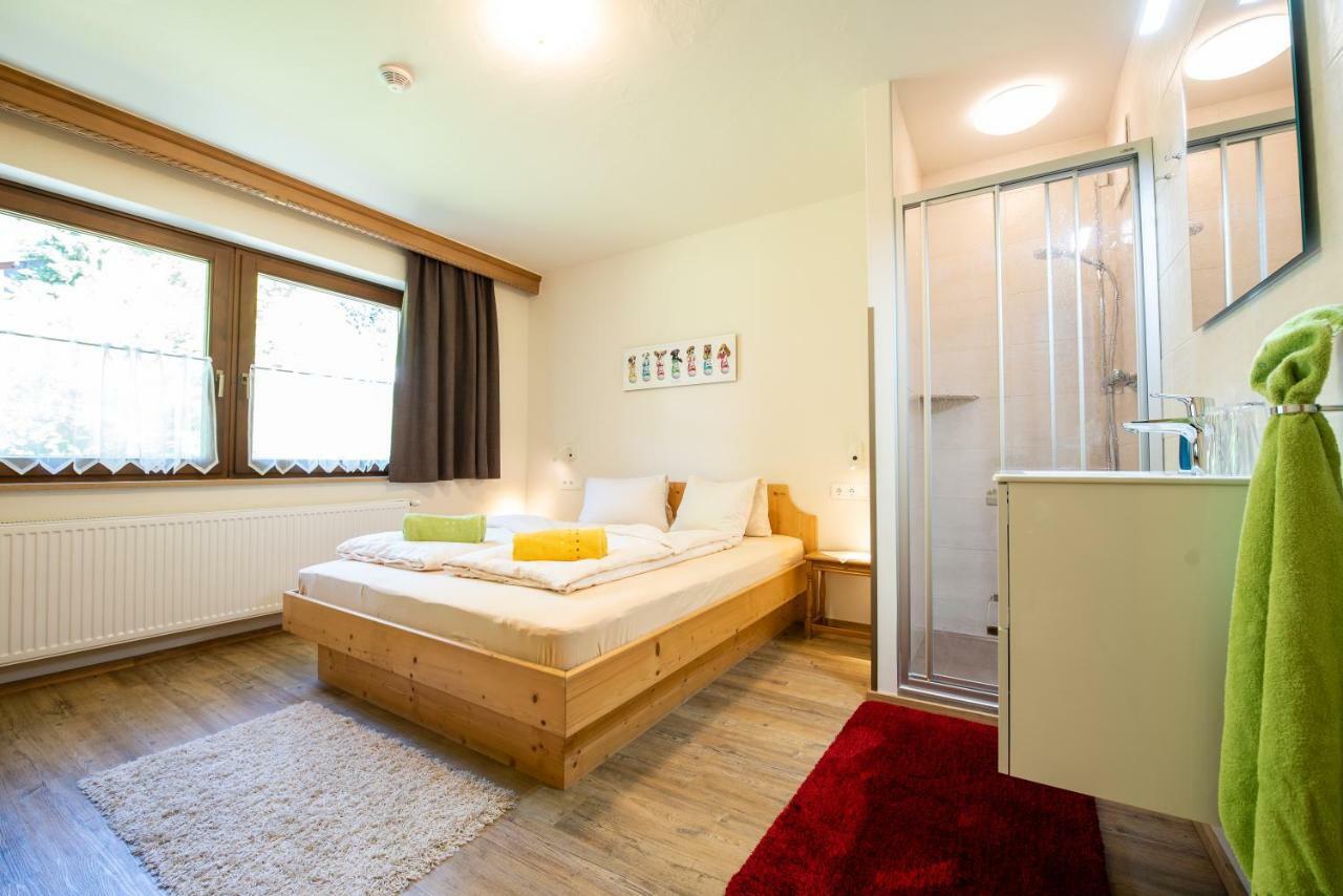 Hoelzl Bed & Breakfast Neukirchen am Großvenediger Exteriér fotografie
